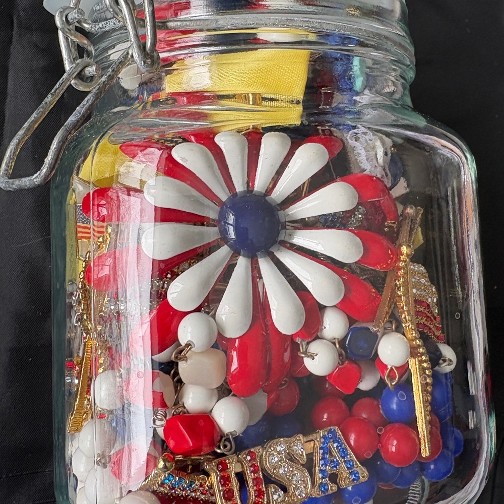 Patriotic Themed Mystery Jewelry Jar - Picture 3 of 4